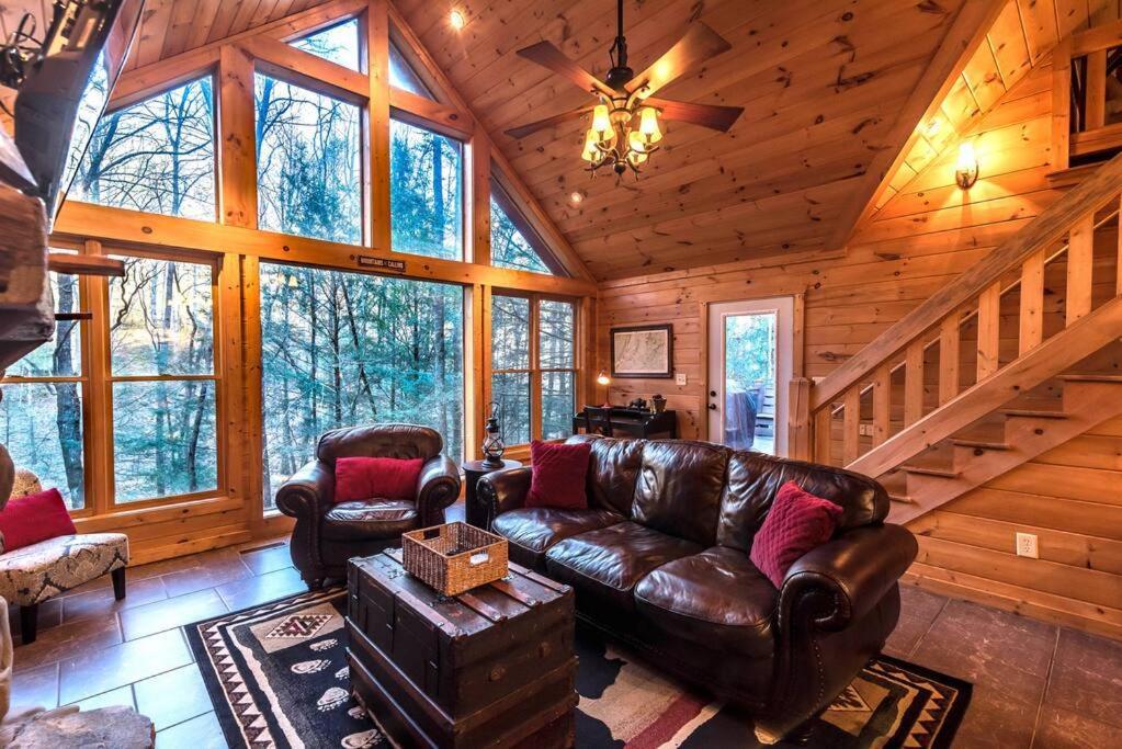Private Creekside Cabin+Hot Tub,Pool Table, & Pets Ellijay Εξωτερικό φωτογραφία